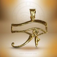 18k gold Eye of Horus pendant